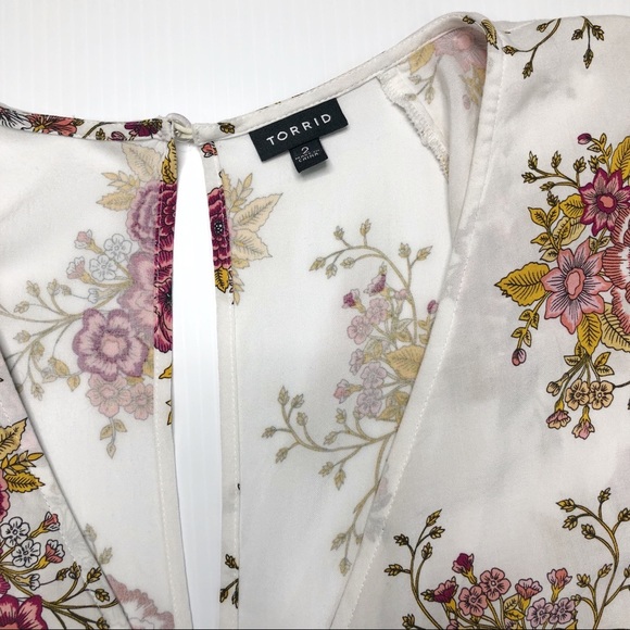 SOLD Torrid 2X White Floral Challis Skater Dress - Picture 5 of 8